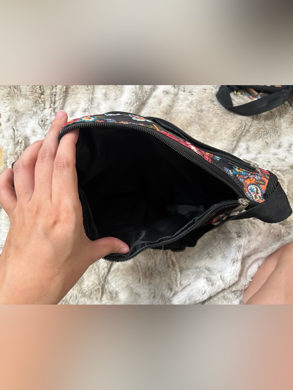 Floral/ paisly hobo bag - Picture 3 of 5